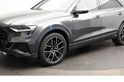 Audi Q8 96.600 km 56.180 &euro; Wolfsburg 38440
