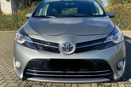 Toyota Corolla Verso 84.000 km 12.000 &euro; Wolfenbüttel 38300