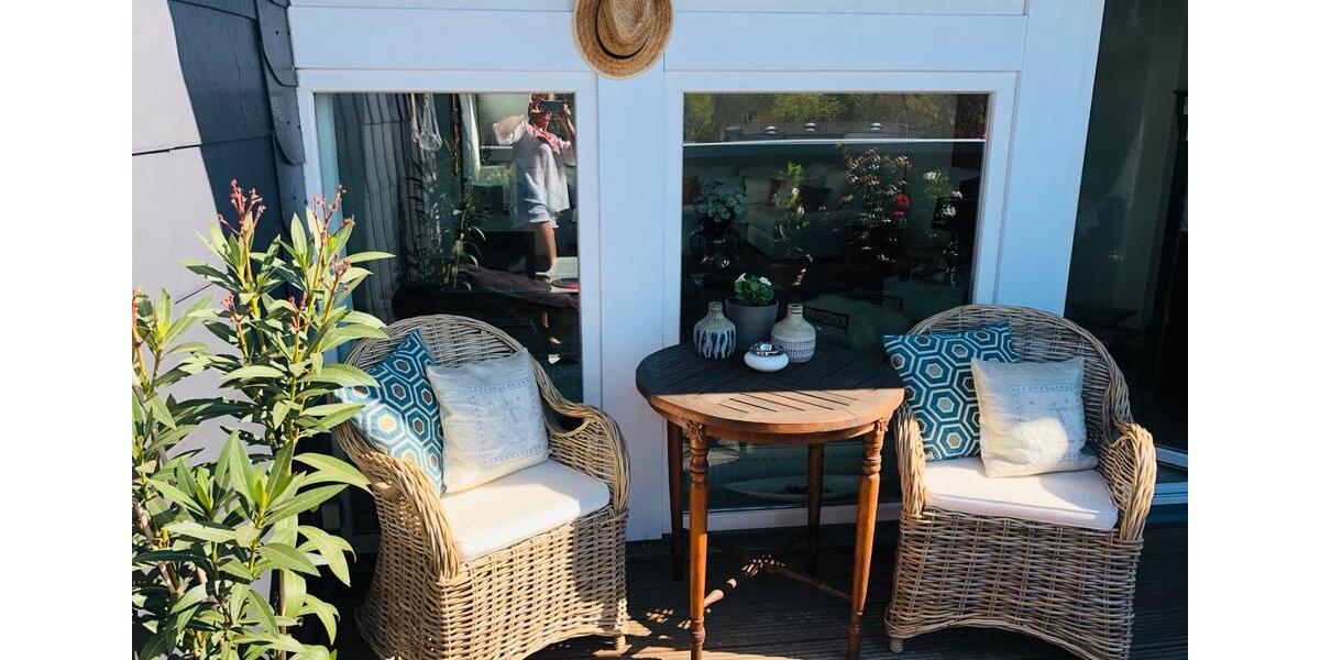 Moderne 2 Zimmer Dachgeschoss Wohnung mit großer Loggia 2 zimmer