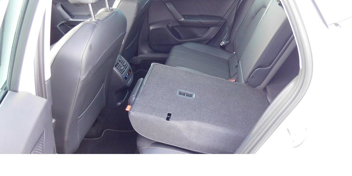 Cupra Formentor 1.5 TSI BMT Klima LED Navi AHK 27.200 km 23.990 &euro; Vordorf 38533