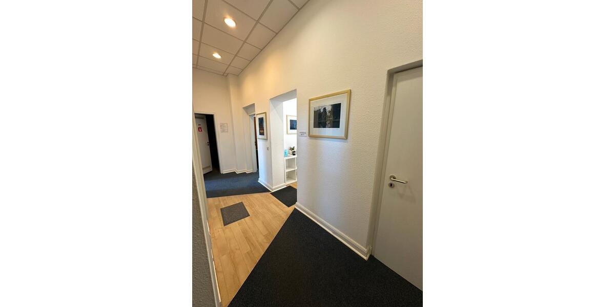 Etagenwohnung Braunschweig - 5 Zimmer, 129 m&sup2;, 1.330&euro; | Angebot:25963585