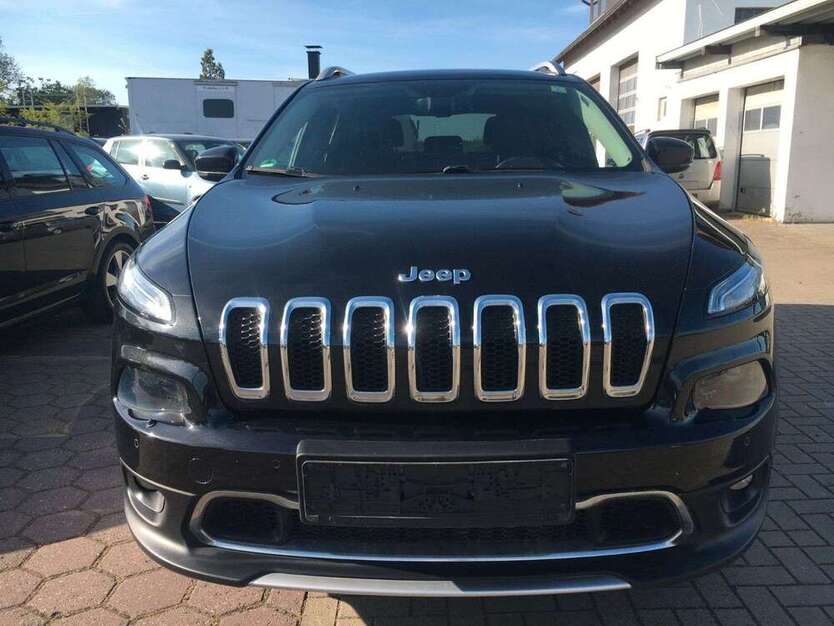 Jeep Cherokee 148.000 km 14.799 € Sickte 38173