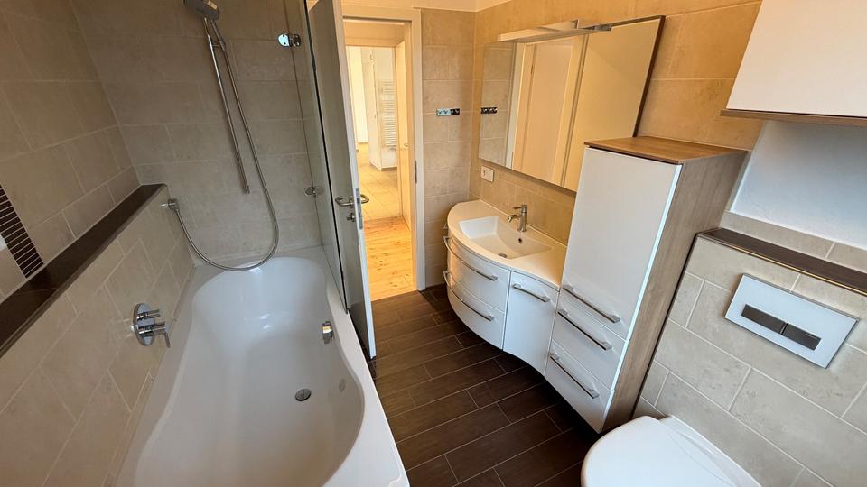 Bungalow Wolfsburg Detmerode - 5 Zimmer, 120 m&sup2;, 1.950&euro; | Angebot:24244375