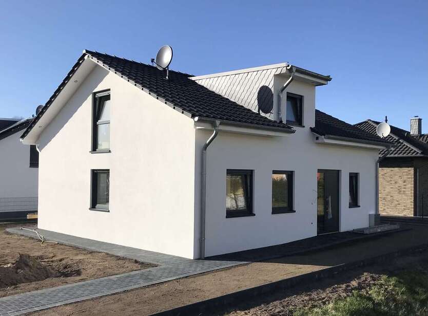 Haus zum Kaufen in Sassenburg 349.000 € 140 m² 4 zimmer