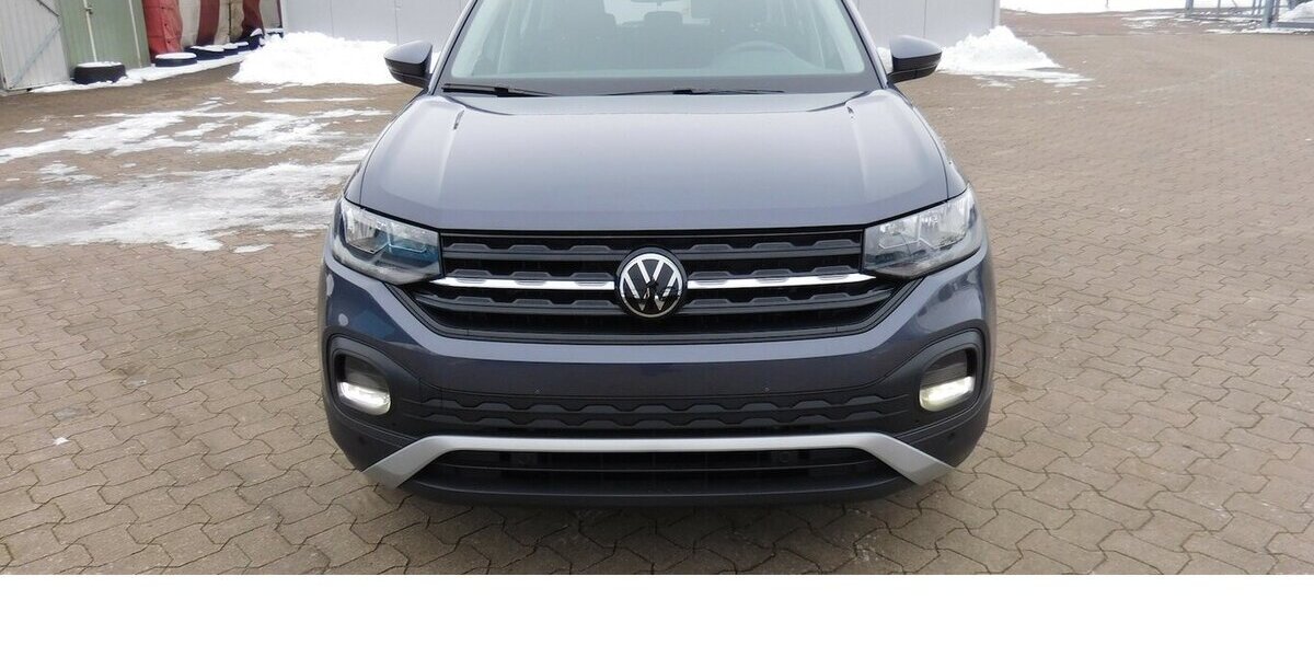 VW T-Cross 1.0 Trendline BMT TSI Klima Radio 8.500 km 17.690 &euro; Vordorf 38533