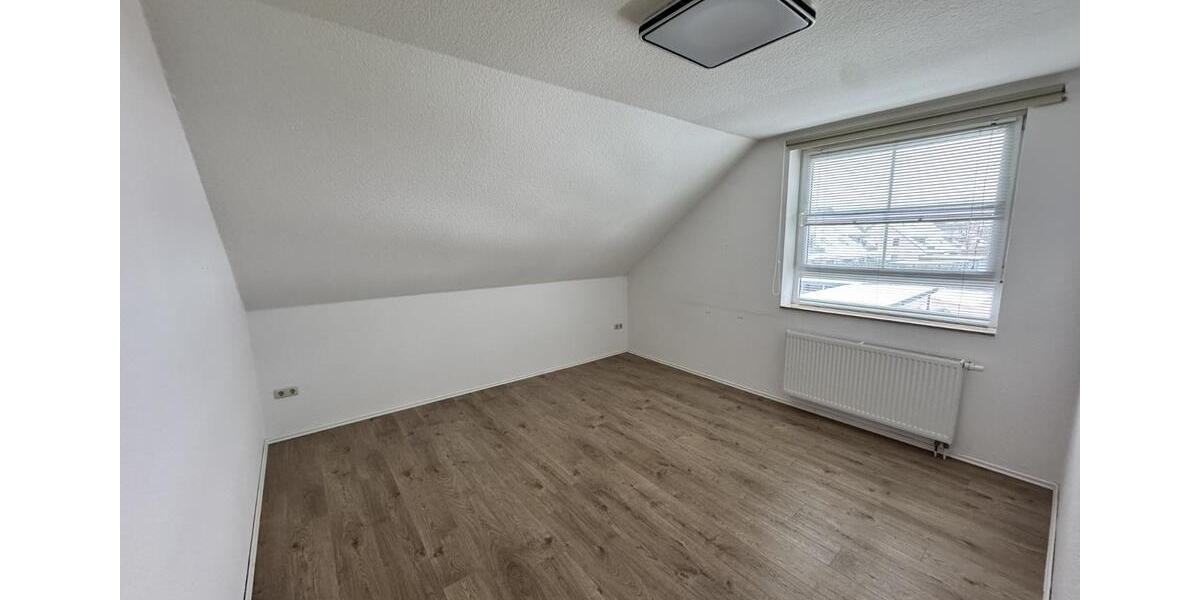 Reihenhaus Gifhorn - 4 Zimmer, 120 m&sup2;, 1.300&euro; | Angebot:24763865