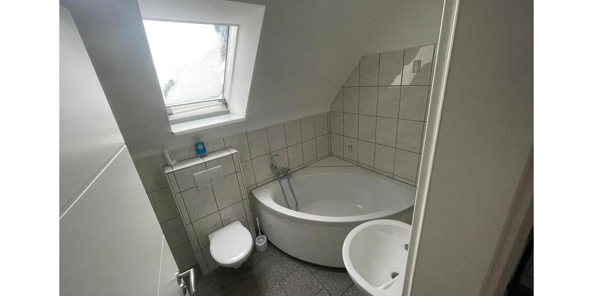 Dachgeschoßwohnung Peine Südstadt - 1 Zimmer, 55 m&sup2;, 410&euro; | Angebot:24853043