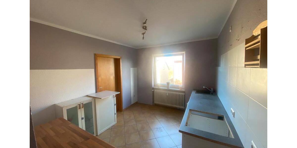 Etagenwohnung Salzgitter Ortschaft Ost - 4 Zimmer, 110 m&sup2;, 800&euro; | Angebot:24627101