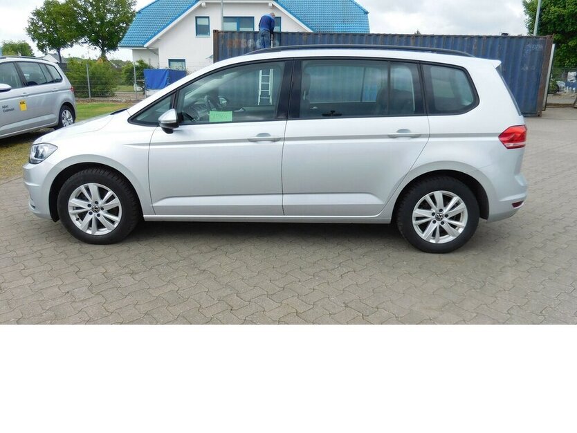 Touran 1.5 Comfortlin TSI BMT 5 Sitze Navi Klima