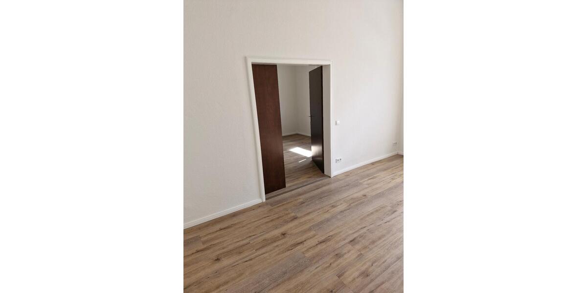 Hochparterre Braunschweig Nordstadt - 3 Zimmer, 120 m&sup2;, 1.150&euro; | Angebot:26547792