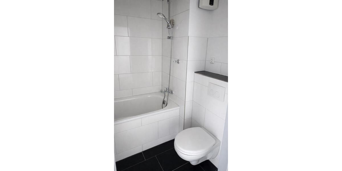 Etagenwohnung Wolfsburg Detmerode - 5 Zimmer, 82 m&sup2;, 149.000&euro; | Angebot:26932404