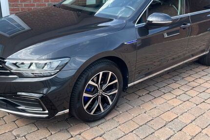 VW Passat Variant 59.000 km 20.899 &euro; Vechelde 38159