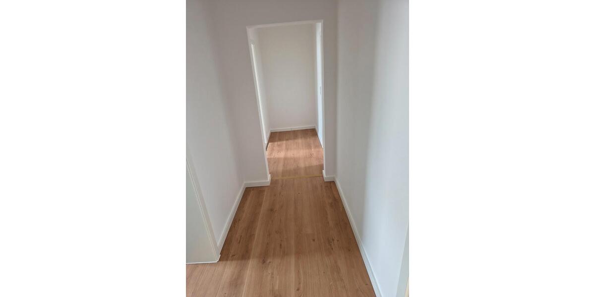 Etagenwohnung Braunschweig Broitzem - 11 Zimmer, 258 m&sup2;, 649.000&euro; | Angebot:26897771