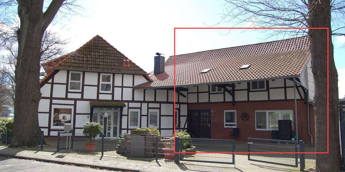 Einfamilienhaus Volkse Volkse - 6 Zimmer, 260 m&sup2;, 1.200&euro; | Angebot:25914424