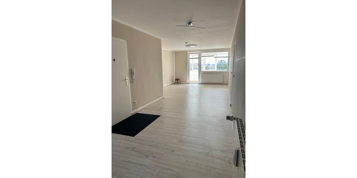 Etagenwohnung Wolfsburg Detmerode - 3 Zimmer, 83 m&sup2;, 160.000&euro; | Angebot:26021220