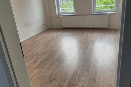 Wohnung Peine Südstadt - 2.5 Zimmer, 73 m&sup2;, 660&euro; | Angebot:26537955