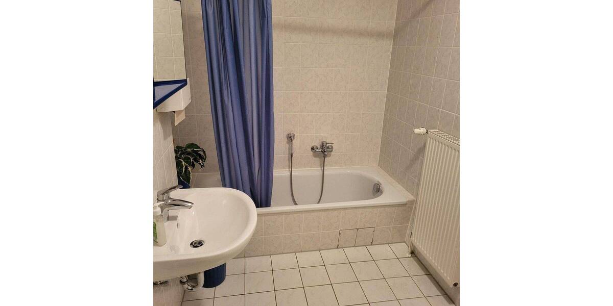 Etagenwohnung Salzgitter Thiede - 3 Zimmer, 120 m&sup2;, 700&euro; | Angebot:26929404