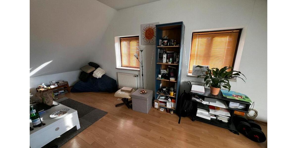 Dachgeschoßwohnung Wolfsburg Ehmen - 1 Zimmer, 35 m&sup2;, 310&euro; | Angebot:25318076