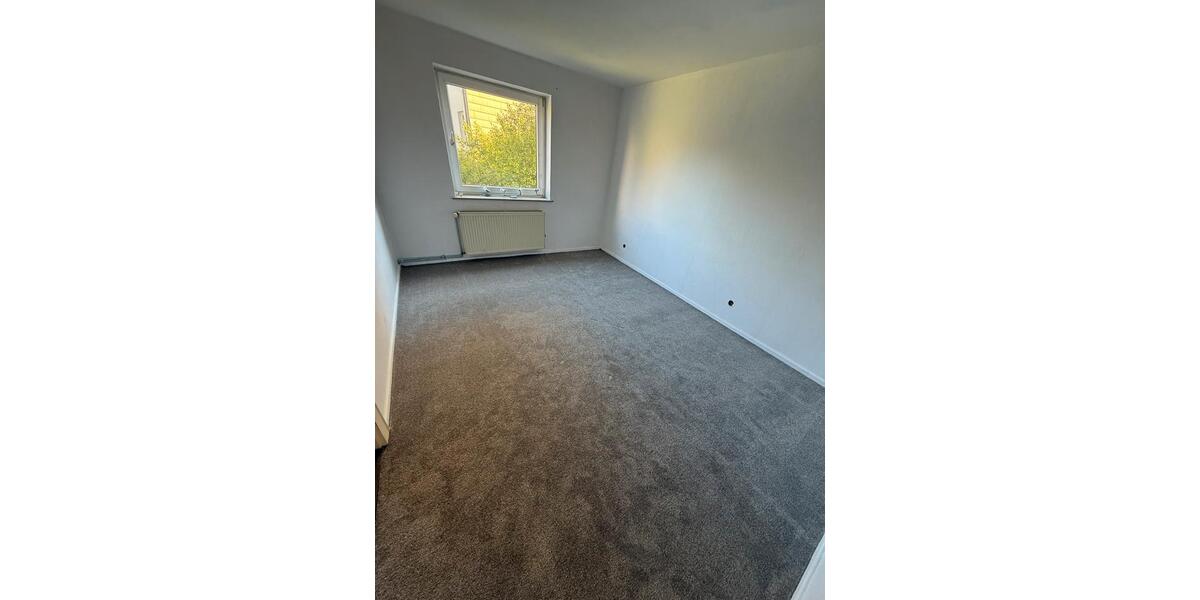 Etagenwohnung Wolfenbüttel Adersheim - 3 Zimmer, 70 m&sup2;, 650&euro; | Angebot:26320690