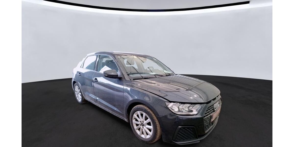 Audi A1 118.000 km 14.890 &euro; Braunschweig 38116