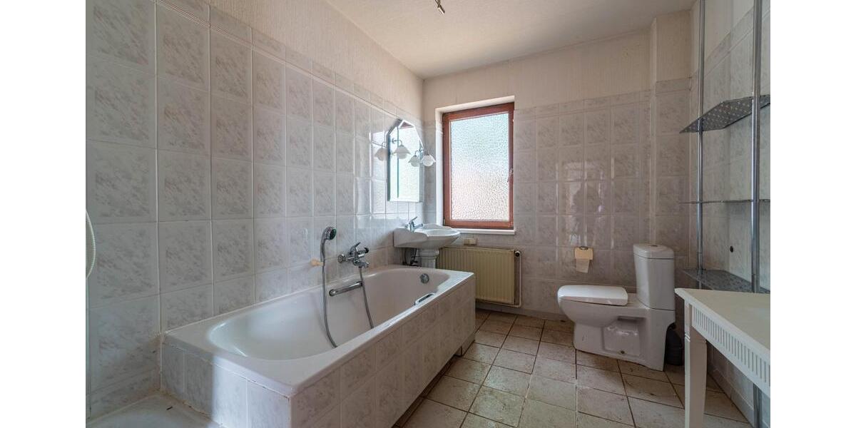 Mehrfamilienhaus, Wohnhaus Liebenburg - 15 Zimmer, 344 m&sup2;, 99.000&euro; | Angebot:26987428