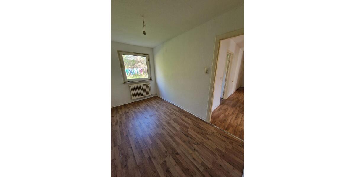 Erdgeschoßwohnung Salzgitter Ortschaft Südost - 7 Zimmer, 113 m&sup2;, 680&euro; | Angebot:26190981