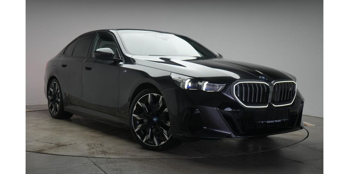 BMW i5 38.000 km 53.990 &euro; Braunschweig 38110