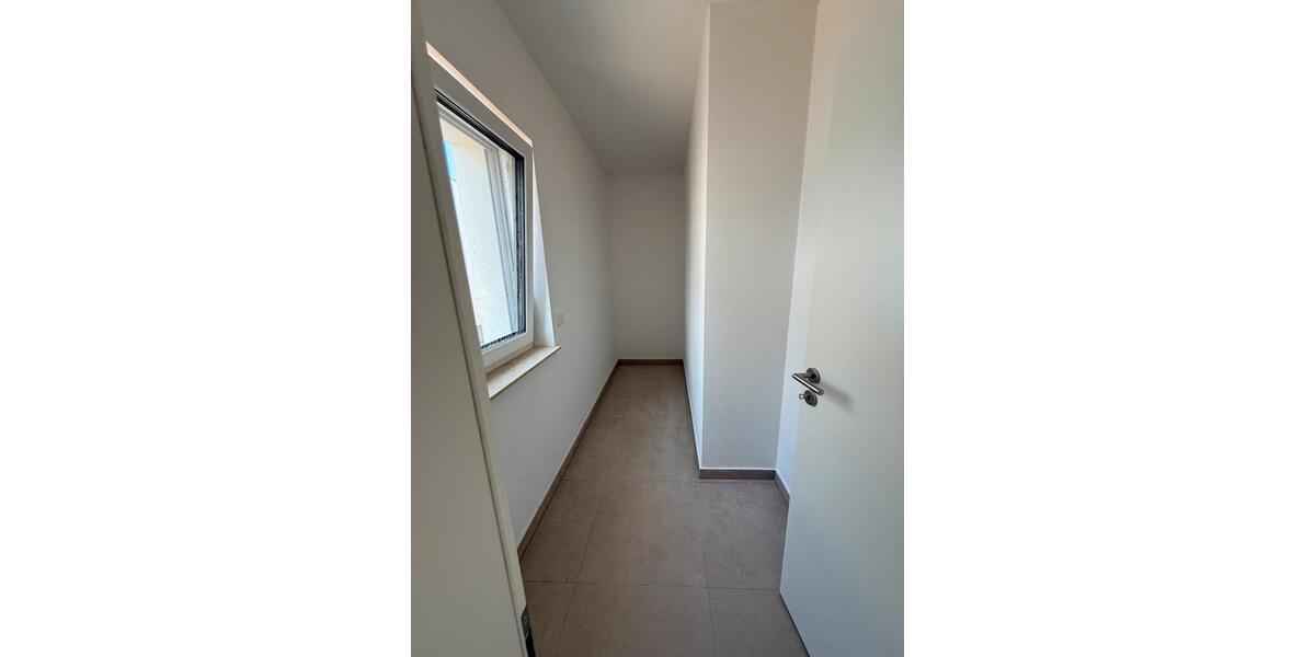 Etagenwohnung Wolfenbüttel Adersheim - 4 Zimmer, 121 m&sup2;, 1.330&euro; | Angebot:27596548