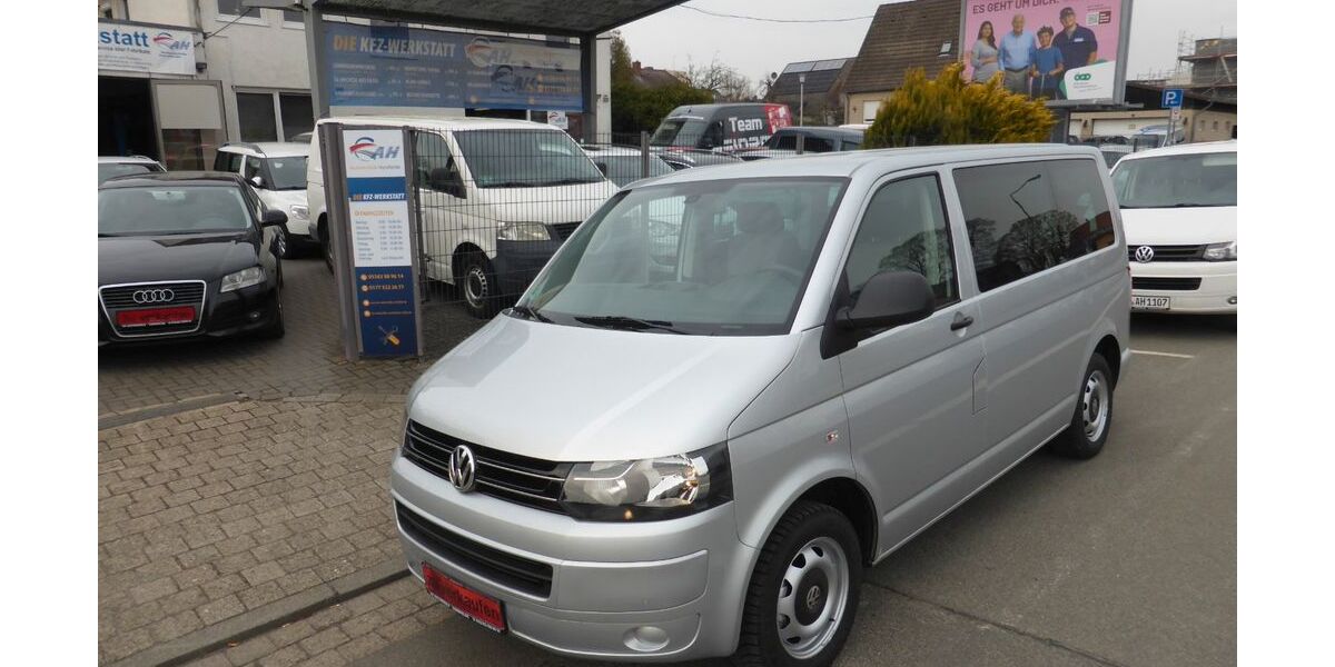 VW T5 Multivan 149.900 km 24.490 &euro; Wolfsburg/Vorsfelde 38448