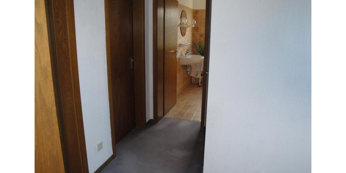 Dachgeschoßwohnung Braunschweig Südstadt- Rautheim- Mascherode - 3 Zimmer, 74 m&sup2;, 600&euro; | Angebot:26598469