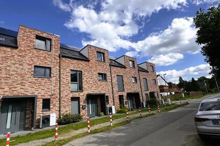 Haus Braunschweig Lehndorf-Watenbüttel - 12 Zimmer, 150 m&sup2;, 2.100&euro; | Angebot:25422909