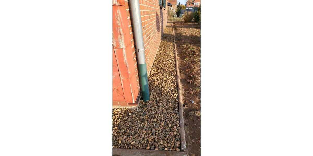 Einfamilienhaus Hillerse - 8 Zimmer, 220 m&sup2;, 1.600&euro; | Angebot:24655265