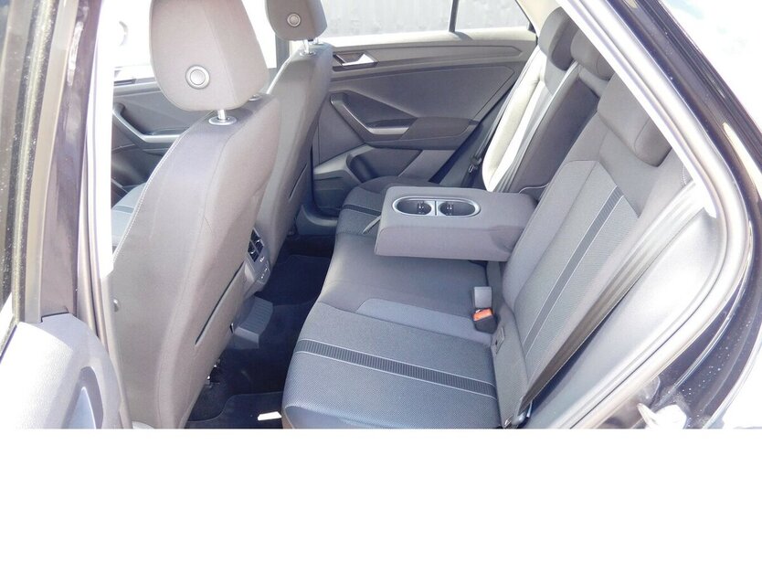 VW T-Roc 1.0 Life TSI BMT Navi Klima Alu 25.000 km 21.390 € Vordorf 38533