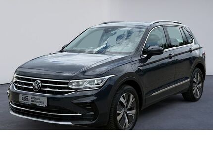 VW Tiguan 77.250 km 28.950 &euro; Braunschweig 38108