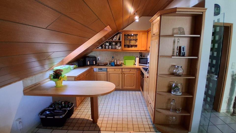 Dachgeschoßwohnung Wolfsburg Ehmen - 4 Zimmer, 90 m&sup2;, 810&euro; | Angebot:26480923
