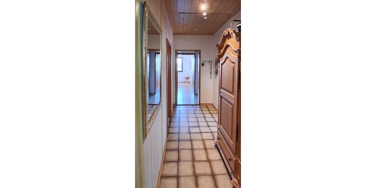 Etagenwohnung Wolfsburg Ehmen - 4 Zimmer, 90 m&sup2;, 810&euro; | Angebot:26675280