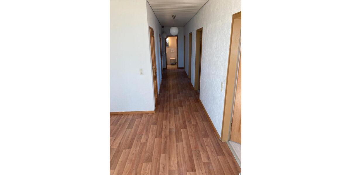 Etagenwohnung Salzgitter Ortschaft Ost - 4 Zimmer, 92 m&sup2;, 850&euro; | Angebot:26059373