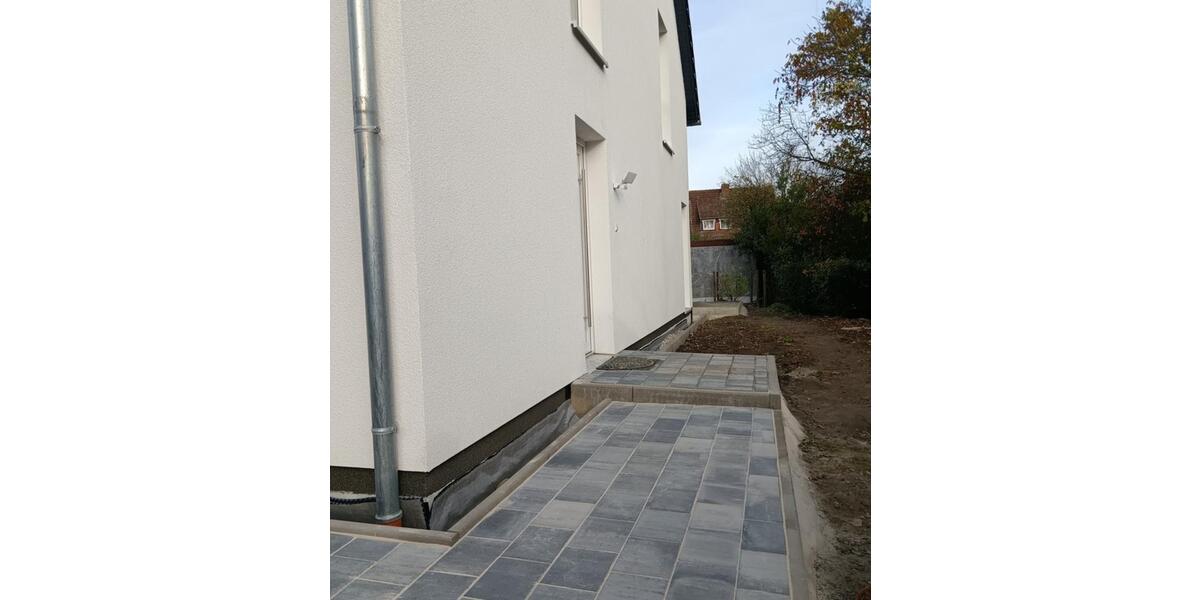 NEUBAU- Energieeffiziente DHH m. EBK Wärmepumpe in ruhiger Lage 4 zimmer