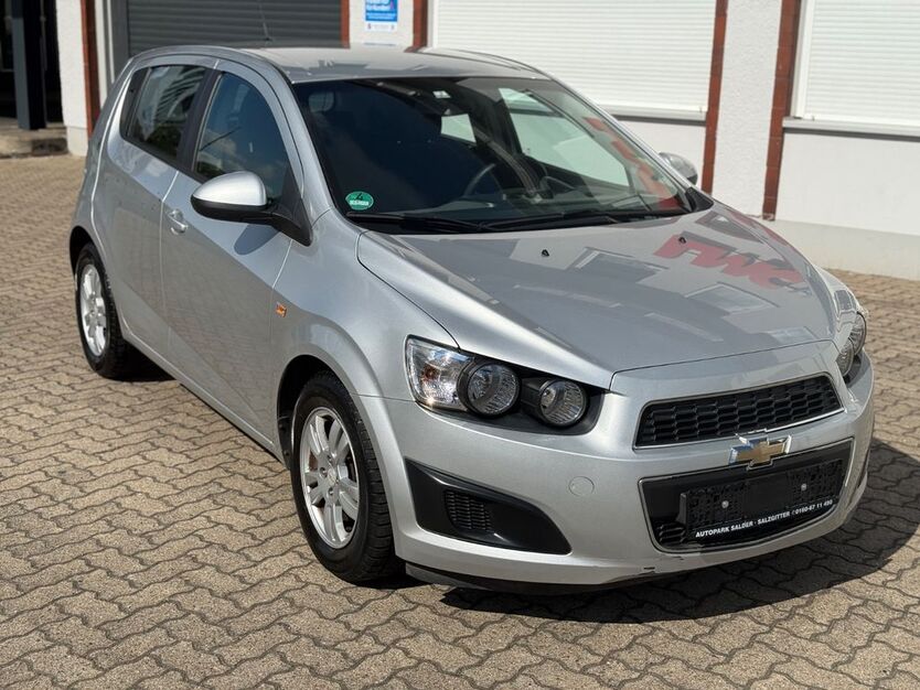 Chevrolet Aveo 88.900 km 4.900 € Salzgitter 38229