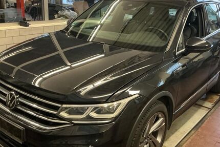 VW Tiguan 253.468 km 21.990 &euro; Braunschweig 38122