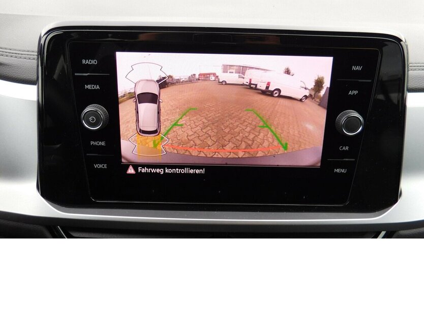 VW T-Roc 1.0 Life TSI BMT Navi Klima Alu 3.100 km 22.990 € Vordorf 38533