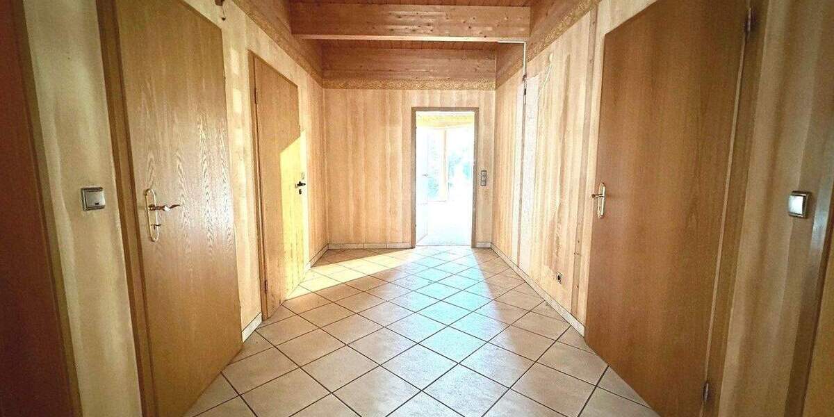 Etagenwohnung Schöppenstedt - 3 Zimmer, 87 m&sup2;, 195.000&euro; | Angebot:24450251