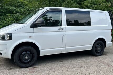 VW T5 Transporter 225.000 km 15.600 &euro; Wolfsburg 38442