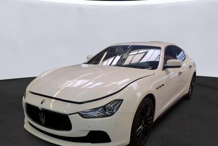 Maserati Ghibli 133.100 km 19.990 &euro; Peine 31226