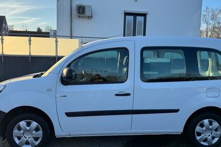Renault Kangoo 15.054 km 7.900 &euro; Salzgitter-Lebenstedt 38226