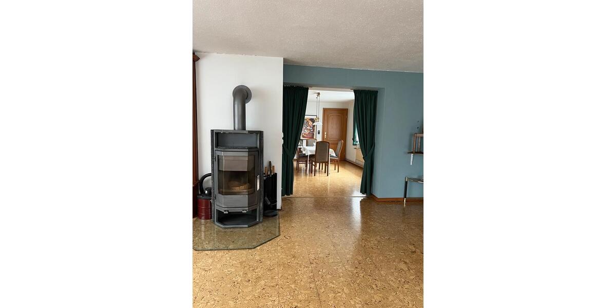 Einfamilienhaus Königslutter am Elm - 8.5 Zimmer, 240 m&sup2;, 210.000&euro; | Angebot:26979460