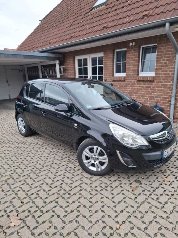 Opel Corsa 93.000 km 4.400 € Braunschweig 38124