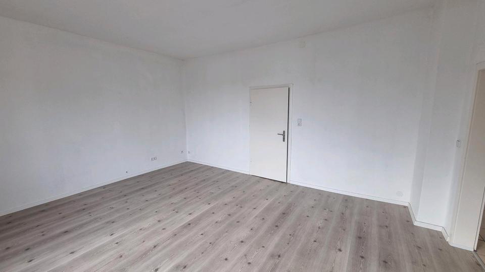 Etagenwohnung Braunschweig Broitzem - 2 Zimmer, 78 m&sup2;, 810&euro; | Angebot:26608969
