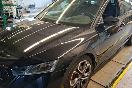 Skoda Octavia 132.421 km 19.990 &euro; Braunschweig 38122