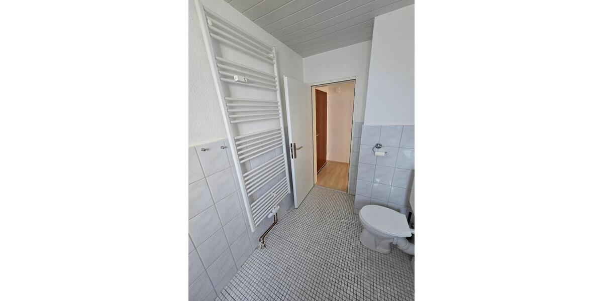 Erdgeschoßwohnung Braunschweig Broitzem - 3 Zimmer, 80 m&sup2;, 600&euro; | Angebot:24876386